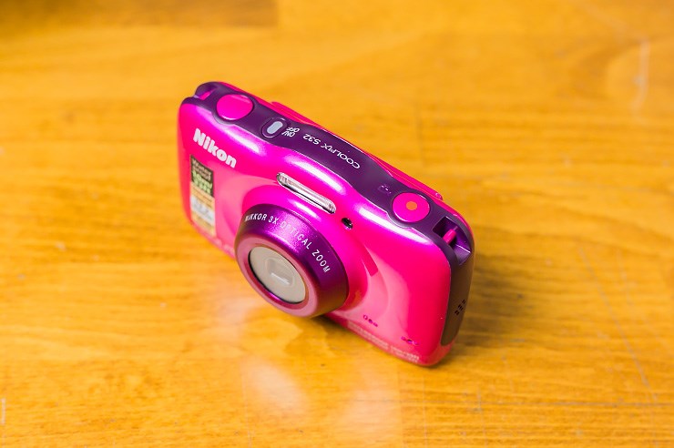 Nikon S32 (7).jpg
